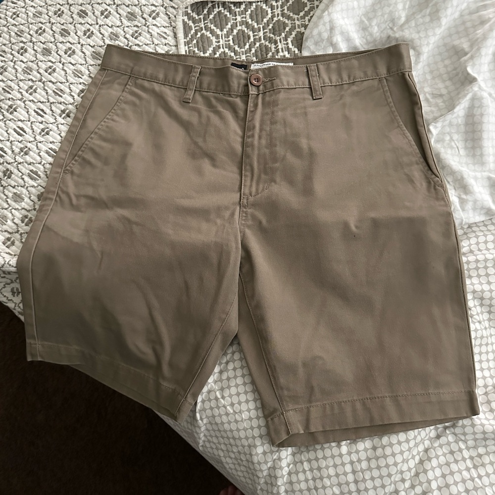 WORN RVCA weekender shorts khaki 36
